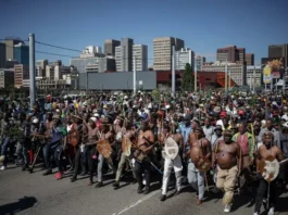Nigeria threatens to expel South Africans and close businesses in retaliation over xenophobic attacks