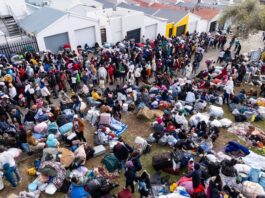 Zimbabwe says SA administrative delays slowing repatriation efforts Zimbabwe says SA administrative delays slowing repatriation efforts